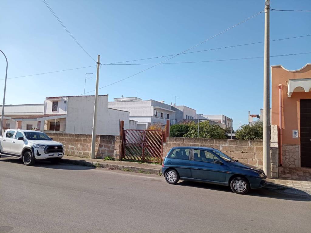 Terreno a Pulsano in Via Pertusillo, 12 - Foto 2