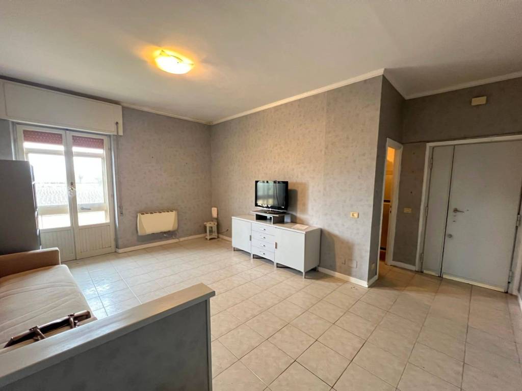 Appartamento a Fiumicino in Viale Tre Denari - Foto 2