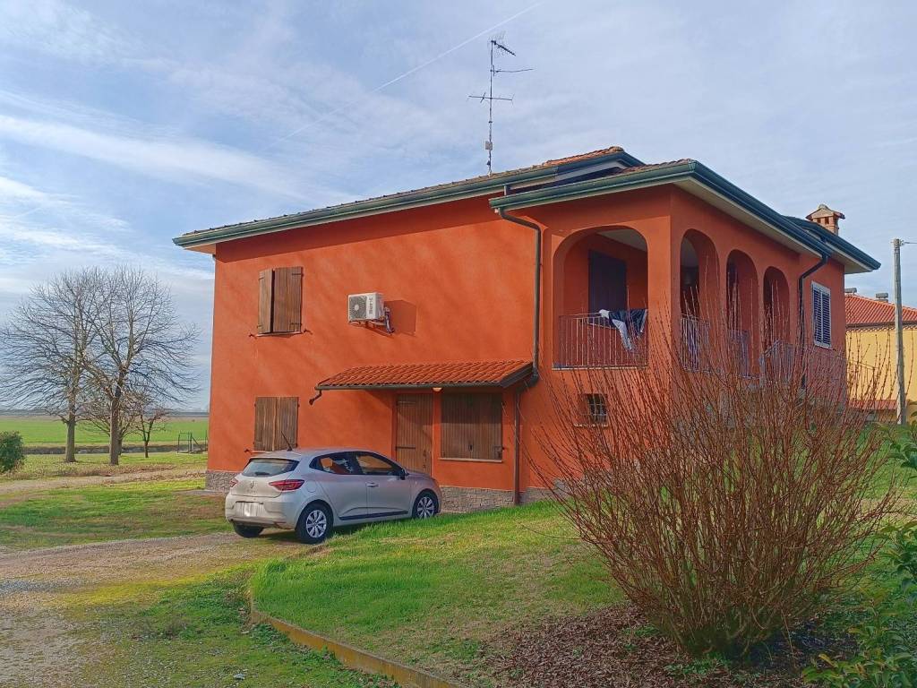 Villa a Bondeno in Via Provinciale, 23 - Foto 3