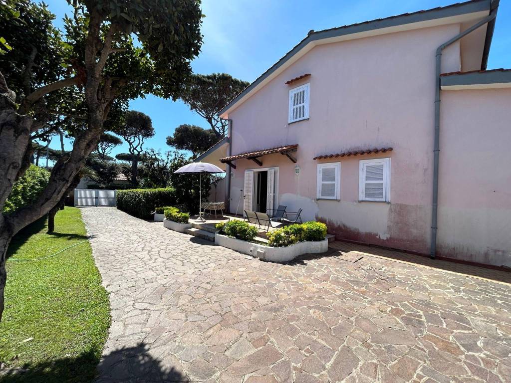 Villa a Fiumicino in Via Portorose - Foto 3