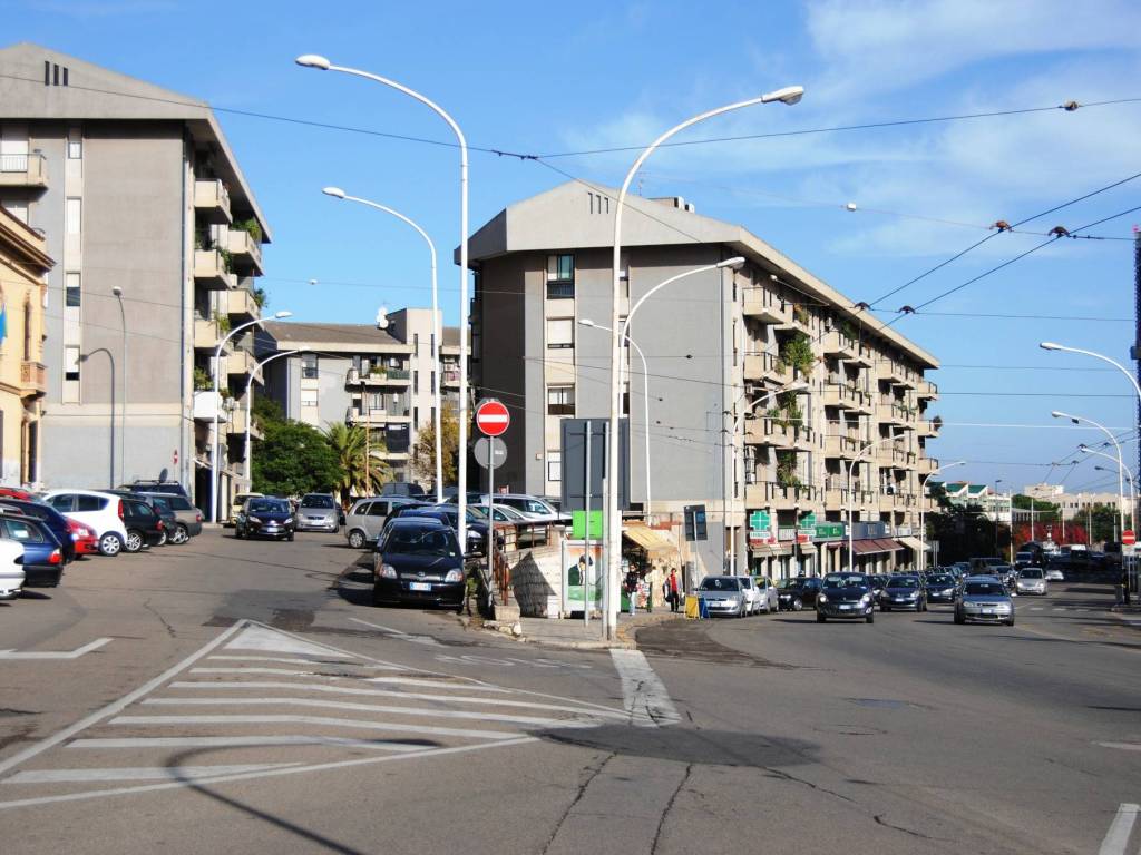 Appartamento a Cagliari in Piazza Salento - Foto 2