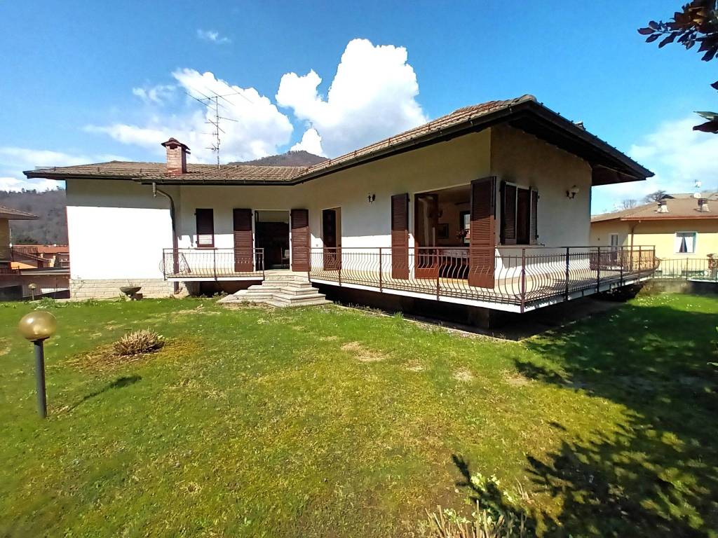 Villa a Induno olona in Via Brughiera, 45 - Foto 3