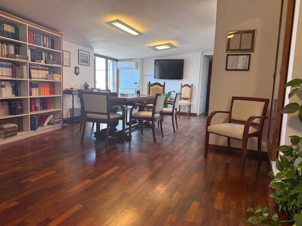 Appartamento a Campagnano di roma in Piazza Cesare Leonelli - Foto 5