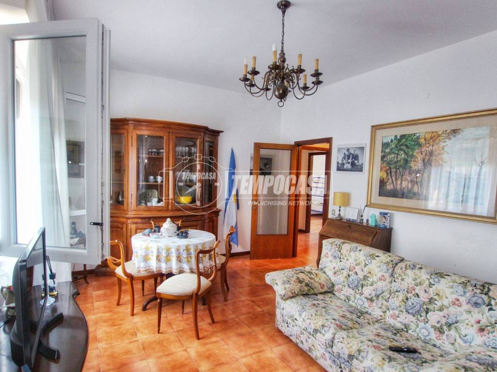 Appartamento a Ancona in Via Michelangelo Buonarroti - Foto 2