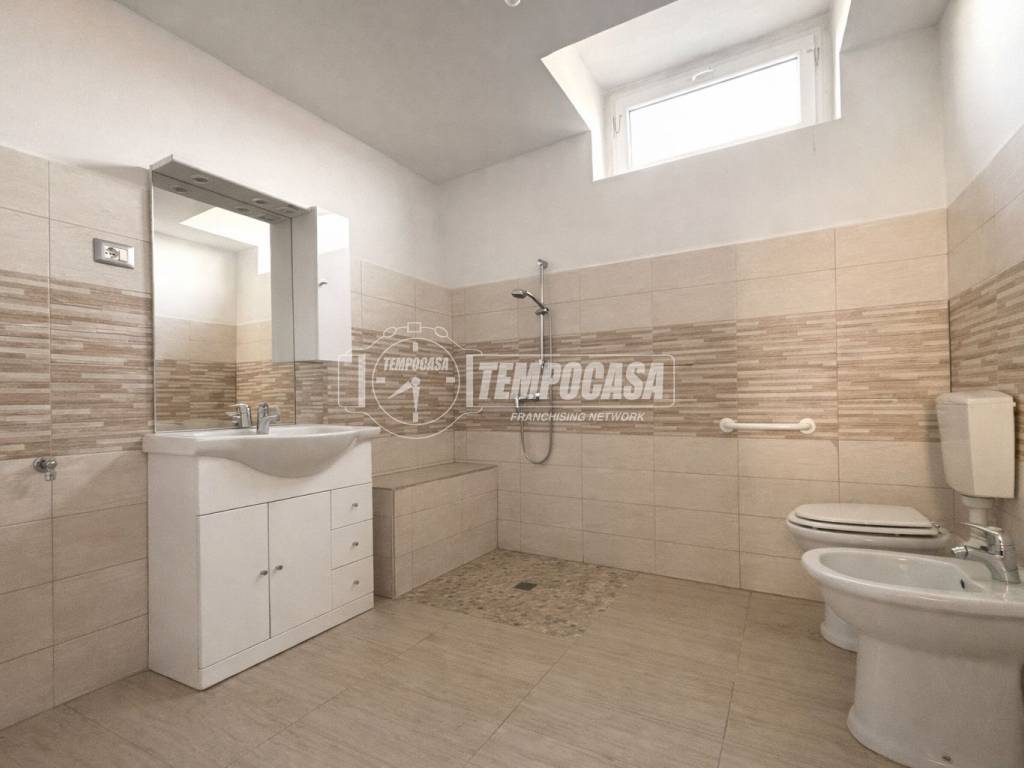 Casa indipendente a Mazzè in Via Garibaldi (mazzé) - Foto 5