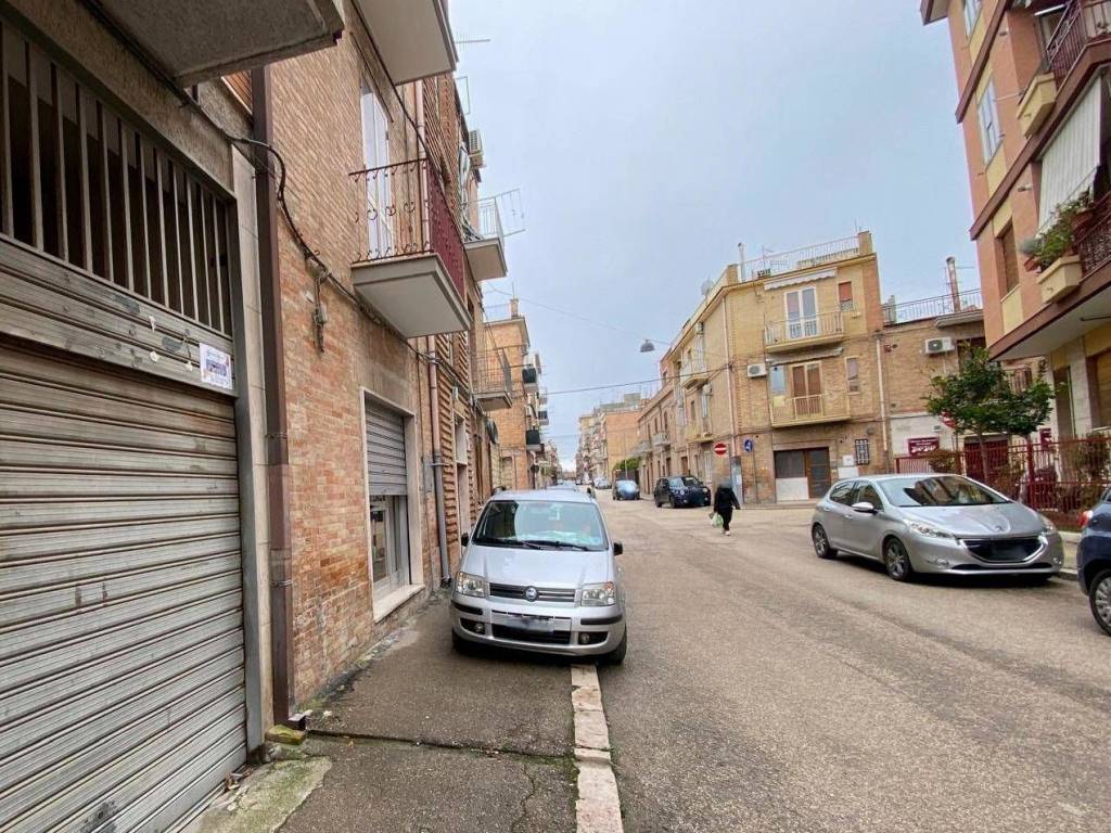 Box / garage a Lucera in VIA PAOLILLO - Foto 2