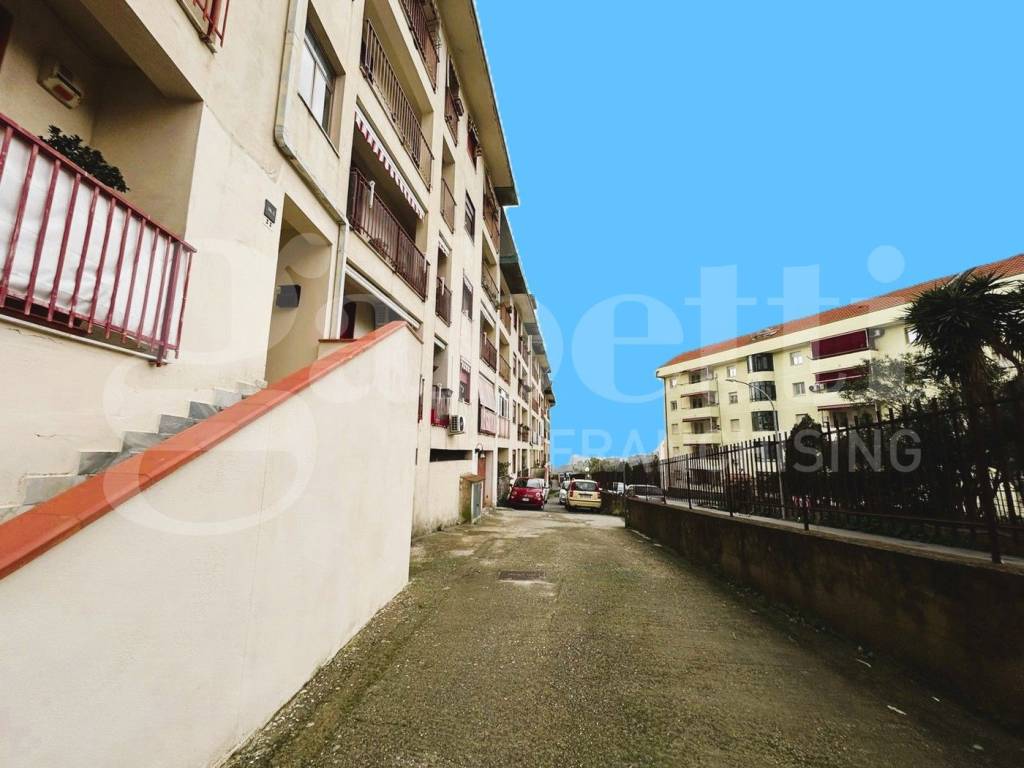 Appartamento a Messina in Via Umberto Terracini, 18 - Foto 2
