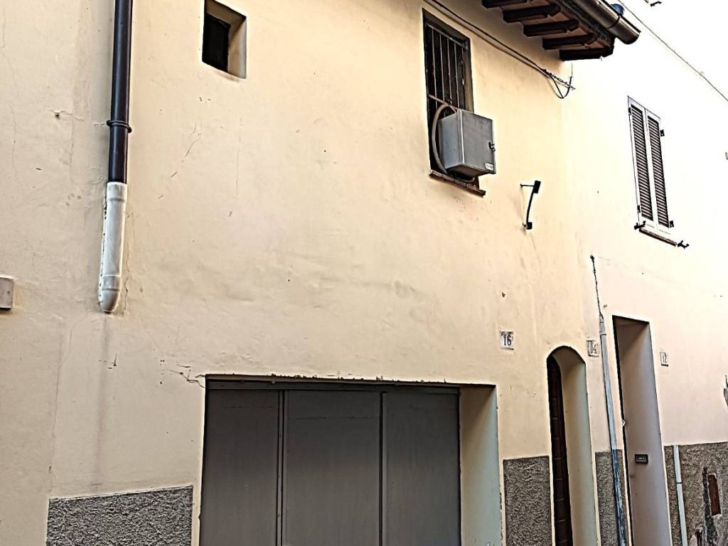 Casa indipendente a Foligno in Via Cortella - Foto 2