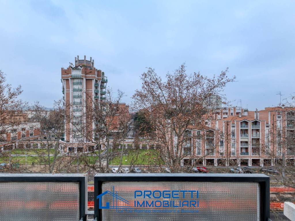 Appartamento a Bologna in Viale della Repubblica, 29 - Foto 2