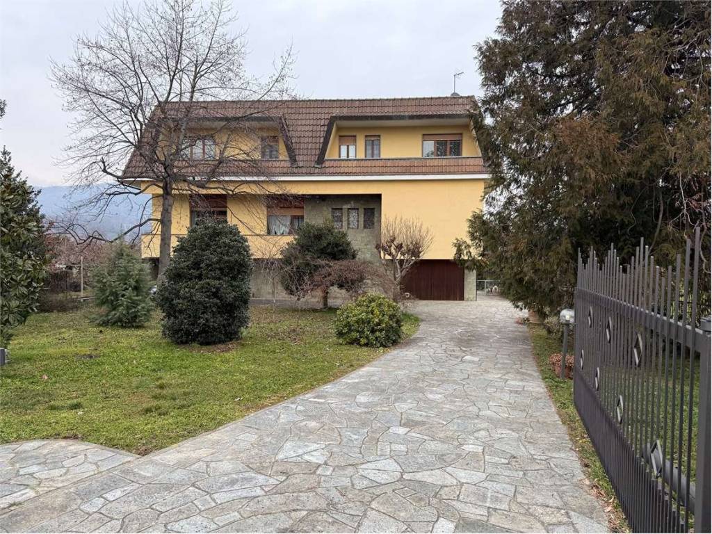 Villa a Mathi in via Circonvallazione, 90 - Foto 2
