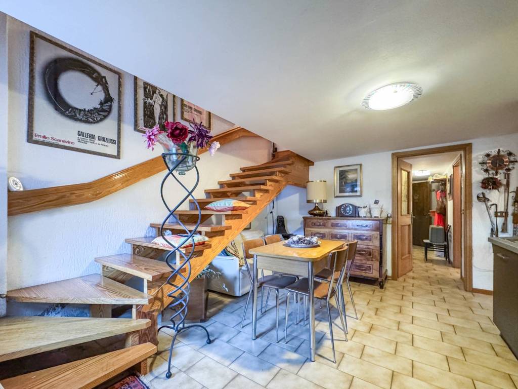 Appartamento a Vermiglio in Via di Borgo Nuovo, 47 - Foto 4