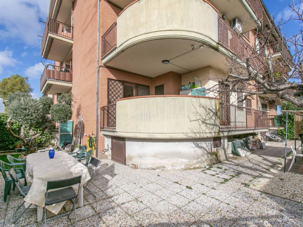 Appartamento a Monterotondo in Via Monte Grappa - Foto 2