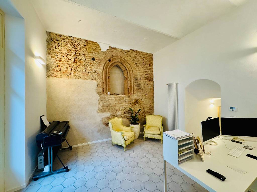 Immobile a Chieri in Via Palazzo di Città, 3 - Foto 2