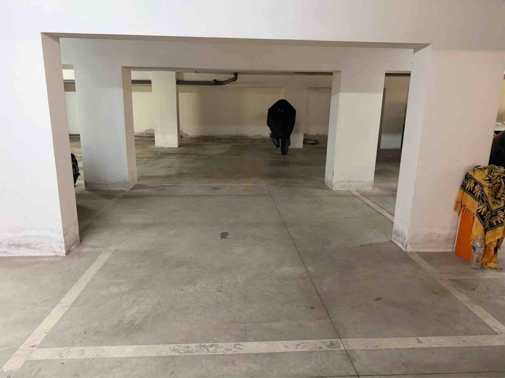 Box / garage a Ladispoli in Via Palermo, 127 - Foto 4