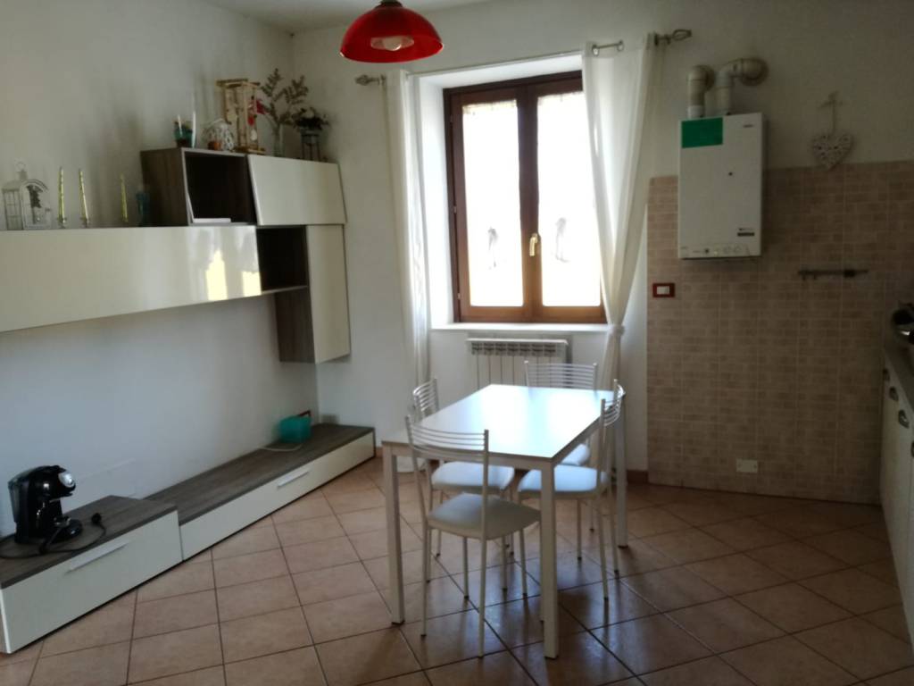 Appartamento a Assisi in Via Francesco Ardizzone, 13 - Foto 2
