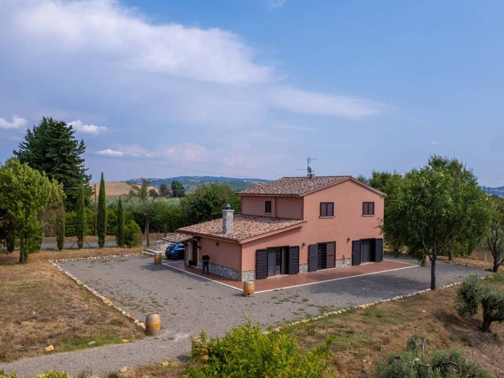 Villa a Scansano in Strada Comunale delle Torricelle - Foto 2