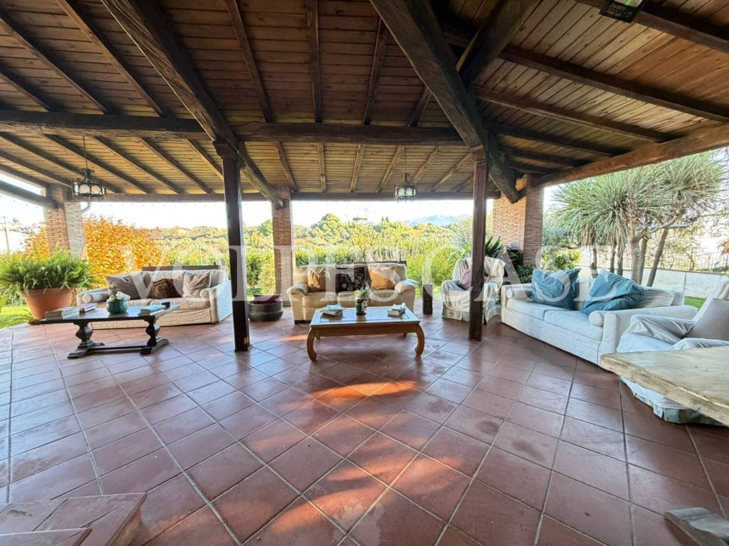 Villa a Velletri in Via Colle Calcagno - Foto 3