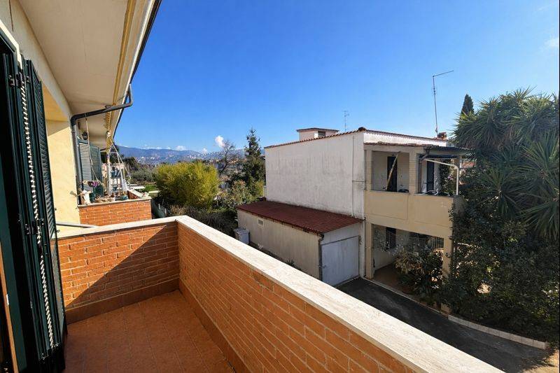 Appartamento a Guidonia montecelio in Via Giovanni Bovio, 18 - Foto 3