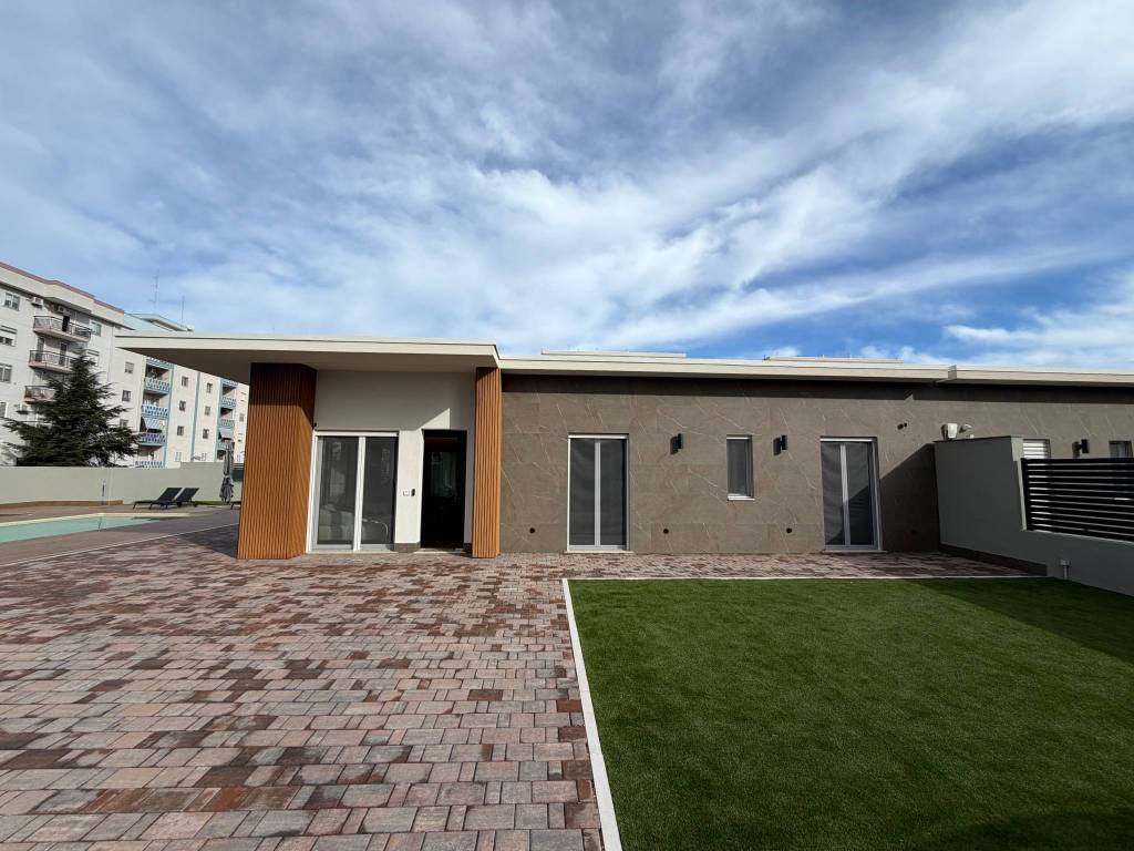 Villa a Bari in Via Tenente Cesare Suglia, 1 - Foto 4