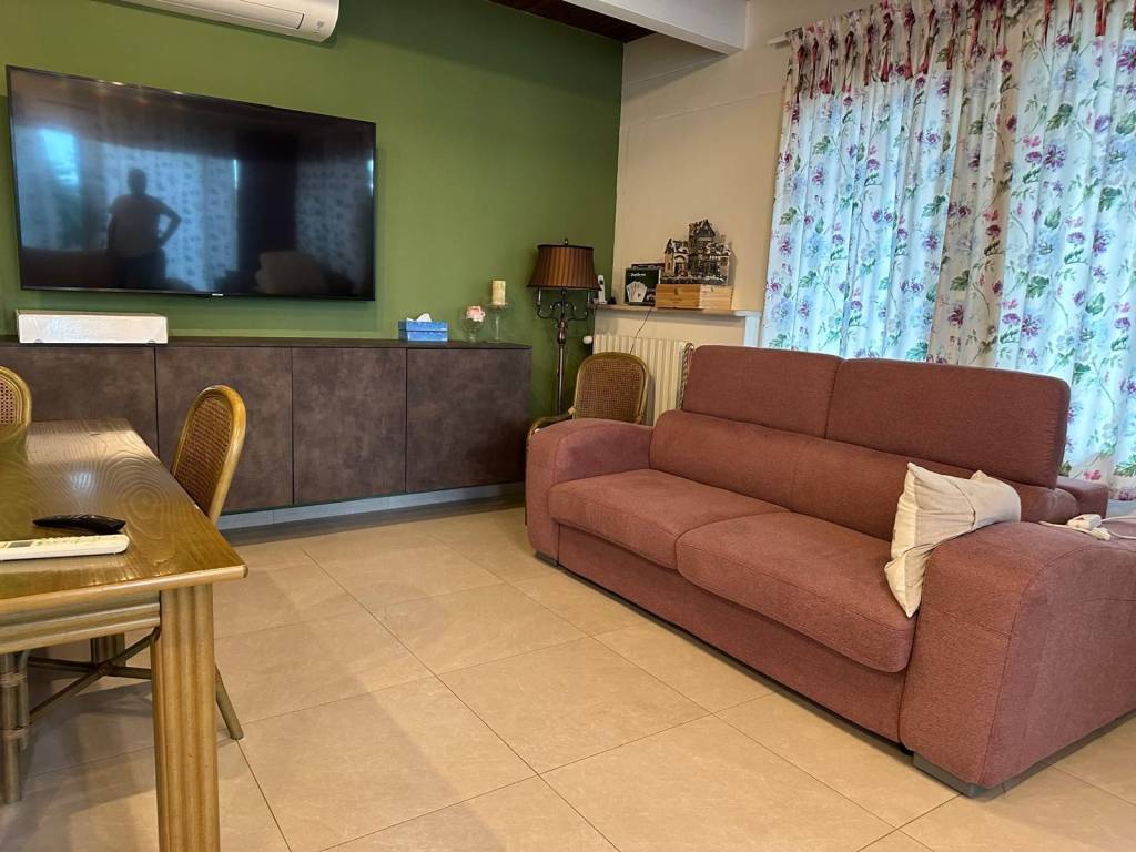 Loft / open space a Modugno in Viale della Repubblica - Foto 2