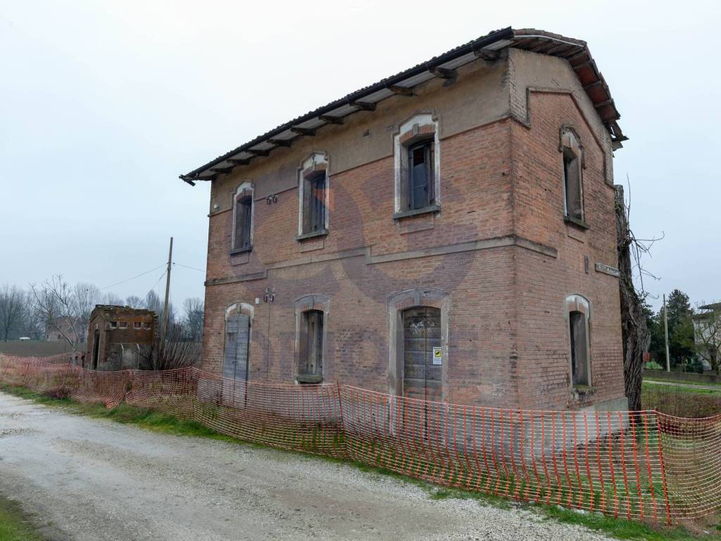 Casa indipendente a Cento in Via Modena - Foto 5
