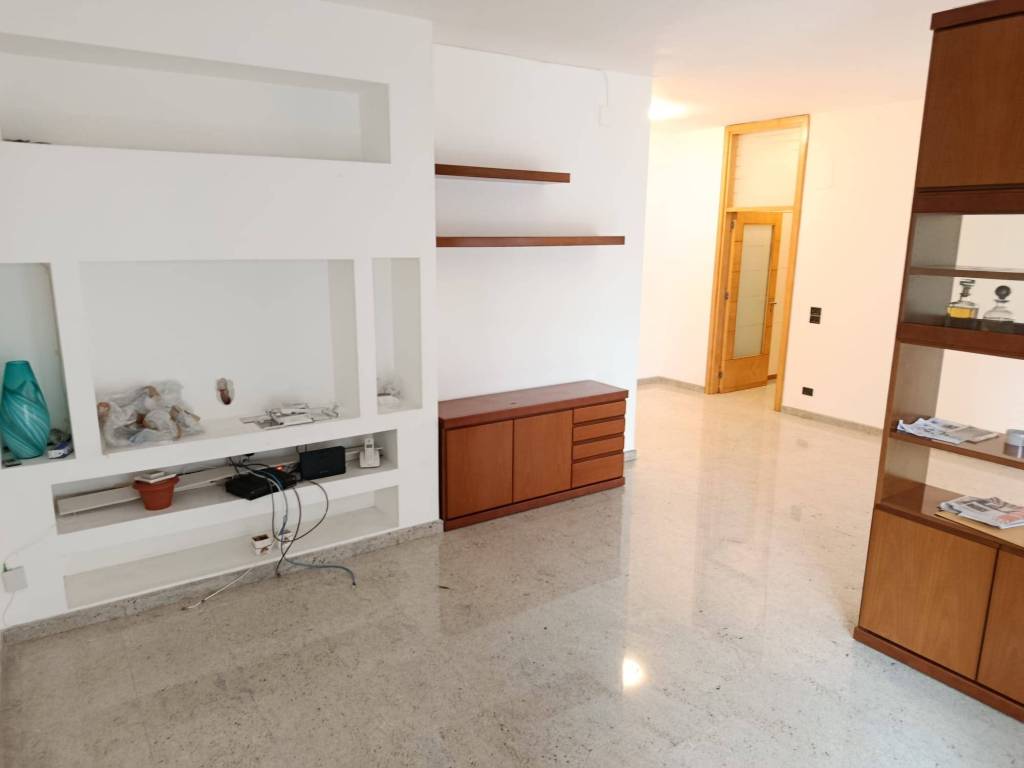 Appartamento a Bari in Via Piero Delfino Pesce, 4 - Foto 2