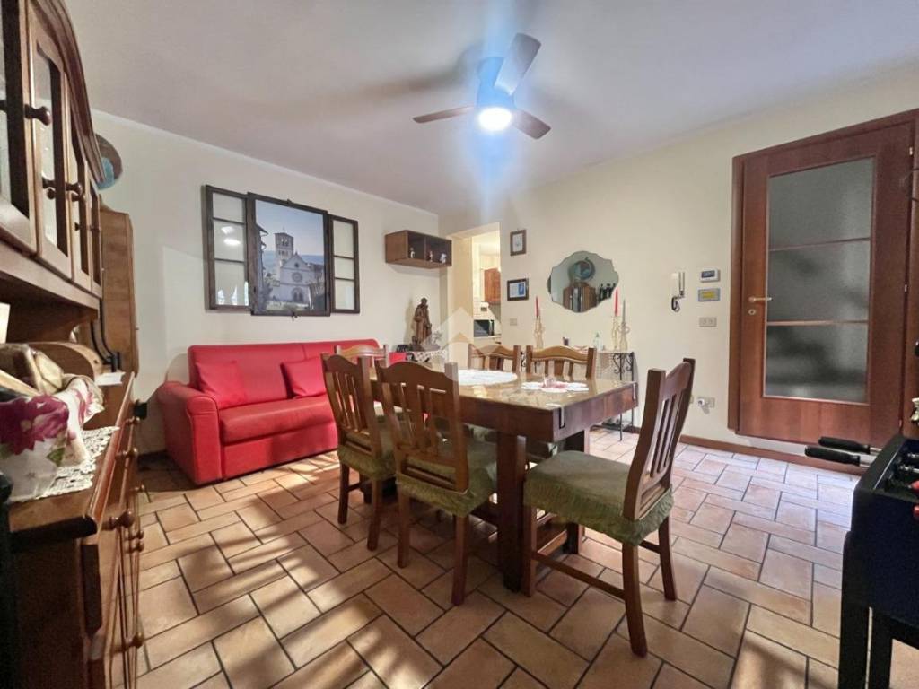 Casa indipendente a Assisi in Via degli acquedotti, 3 - Foto 3