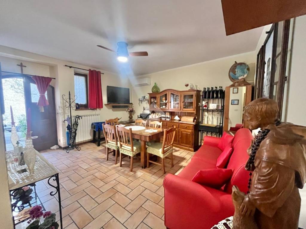 Casa indipendente a Assisi in Via degli acquedotti, 3 - Foto 4