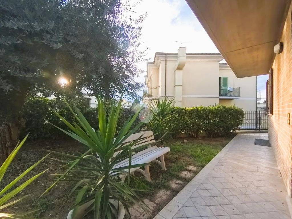 Villa a Civitanova marche in V. D'Annunzio - Foto 3