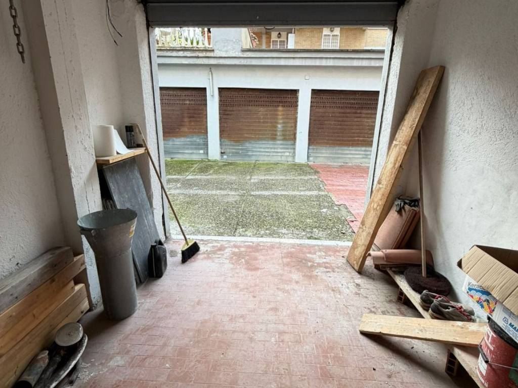 Box / garage a Pomezia in Lungomare delle Sirene, 91 - Foto 3