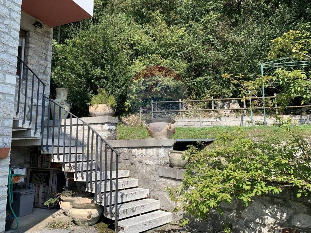 Villetta a schiera a Arsiè in Via Dante Alighieri, 42 - Foto 3