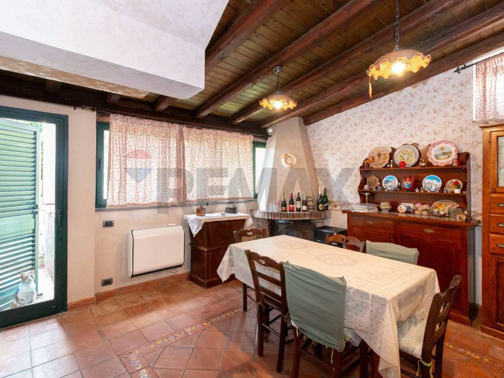 Casa indipendente a Belpasso in via - Foto 5