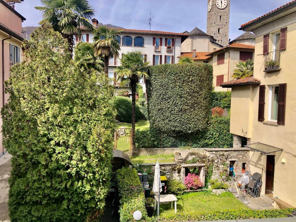 Appartamento a Baveno in Viale della Vittoria, 32 - Foto 2