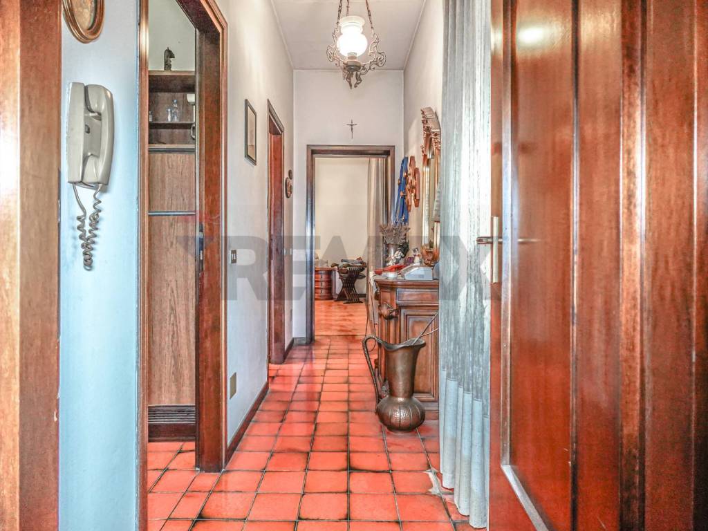 Villa a Busto arsizio in VIA CANTON SANTO, 16 - Foto 4