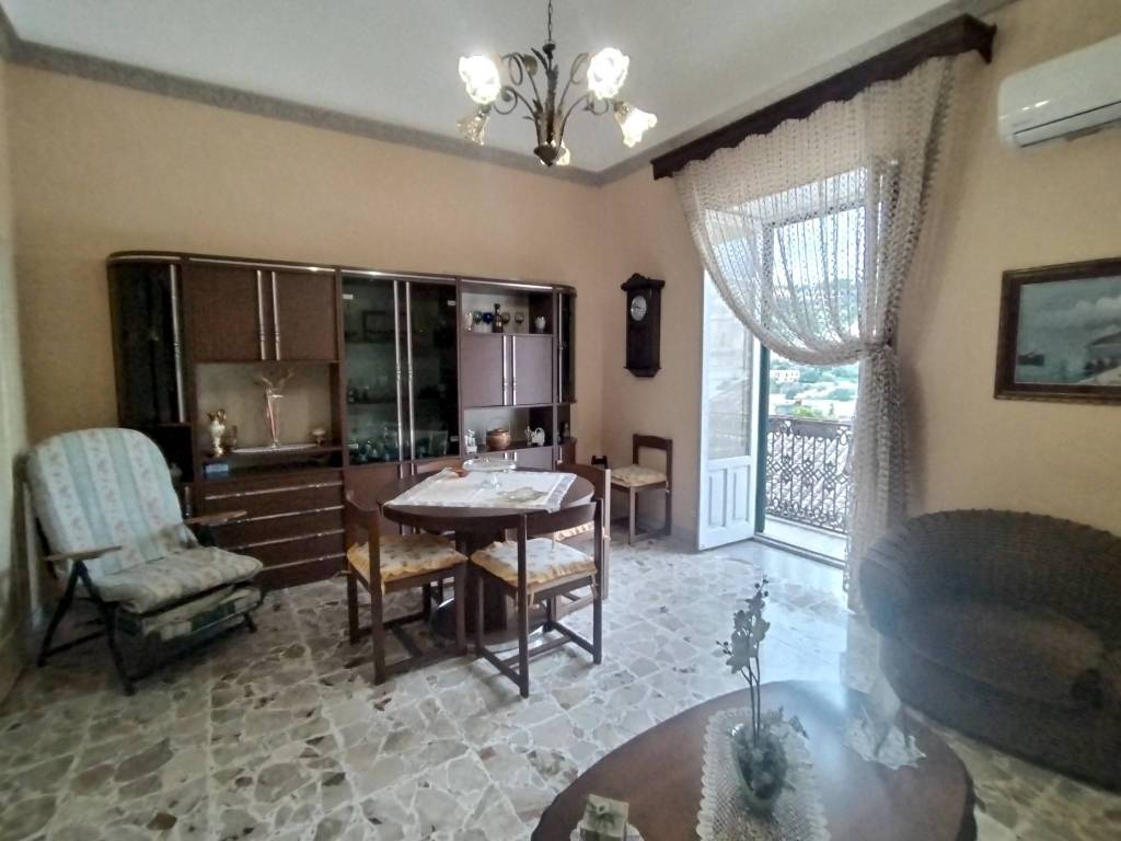 Appartamento a Modica in Corso Francesco Crispi - Foto 5