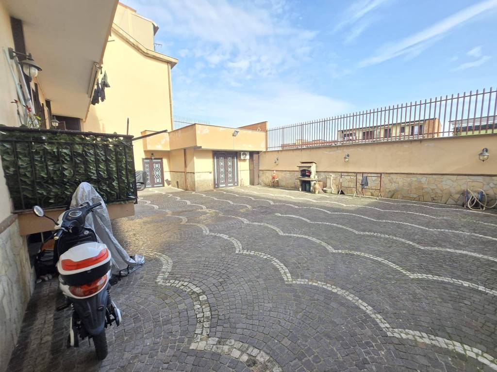Villa a Afragola in Via 3a Traversa Diaz - Foto 4