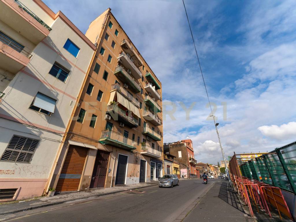 Appartamento a Catania in Piazza Spedini, 8 - Foto 2