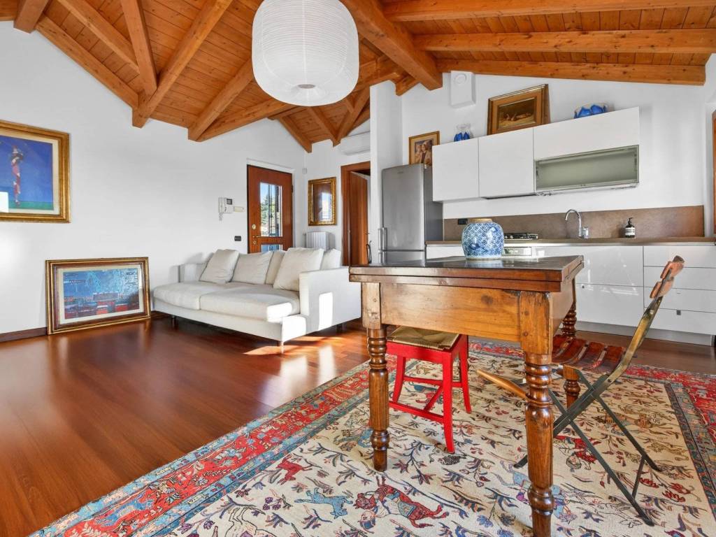 Appartamento a Arese in Via Giacomo Matteotti, 6 - Foto 3