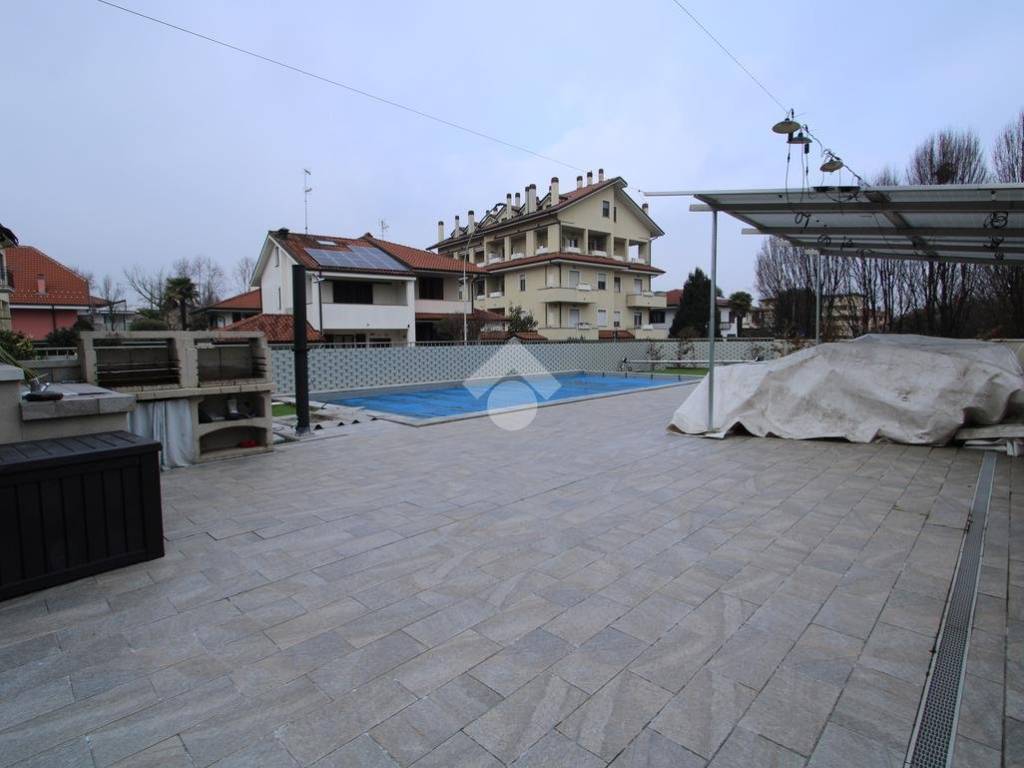 Appartamento a Bareggio in Via Cusago, 32 - Foto 3