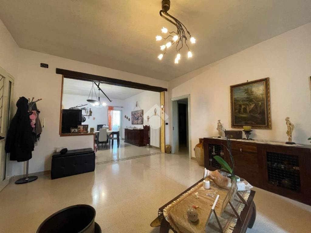 Casa indipendente a Lizzanello in Via B.F. Smaldone, 3 - Foto 3
