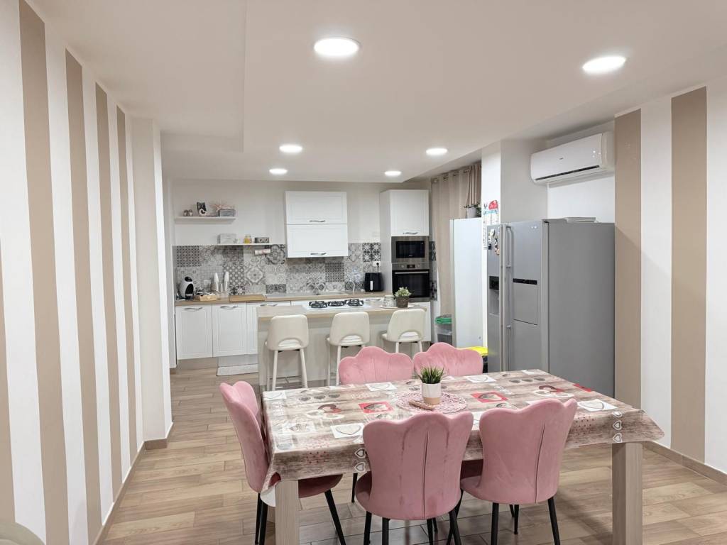 Casa indipendente a Acquaviva delle fonti in Via Tommaso Amendoni, 2 - Foto 3