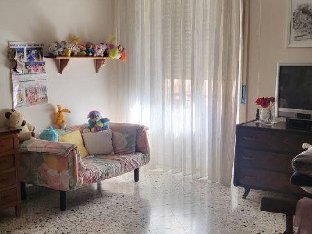 Appartamento a Salerno in Via Andrea Guglielmini, 5 - Foto 3
