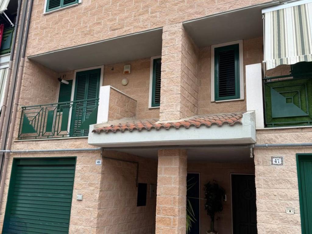 Villetta a schiera a Foggia in Via Luigi Pilotti - Foto 3