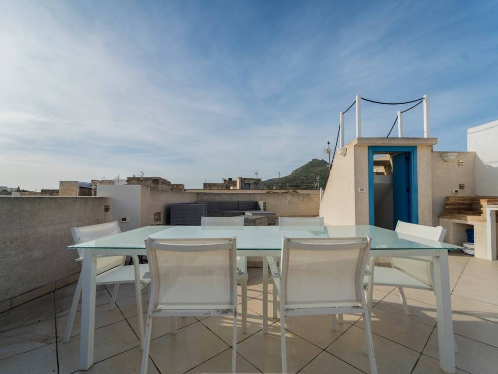 Casa indipendente a Favignana in Via Duilio - Foto 4