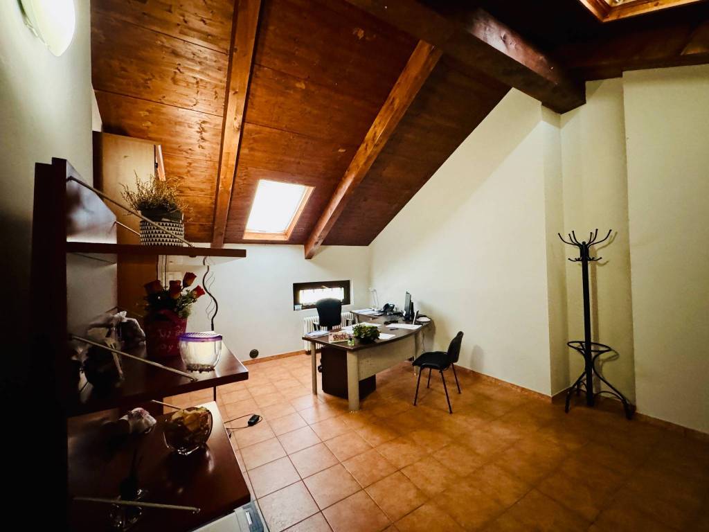 Appartamento a Chieri in Via San Domenico, 10 - Foto 4
