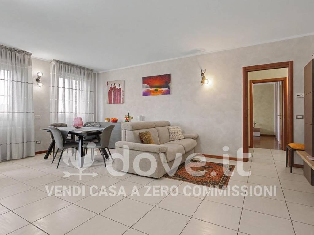 Appartamento a Busto arsizio in Via Magenta, 87 - Foto 2