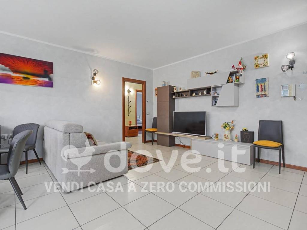 Appartamento a Busto arsizio in Via Magenta, 87 - Foto 4
