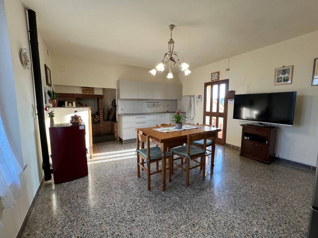 Casa indipendente a Castelfiorentino in Via di Pettinamiglio - Foto 2