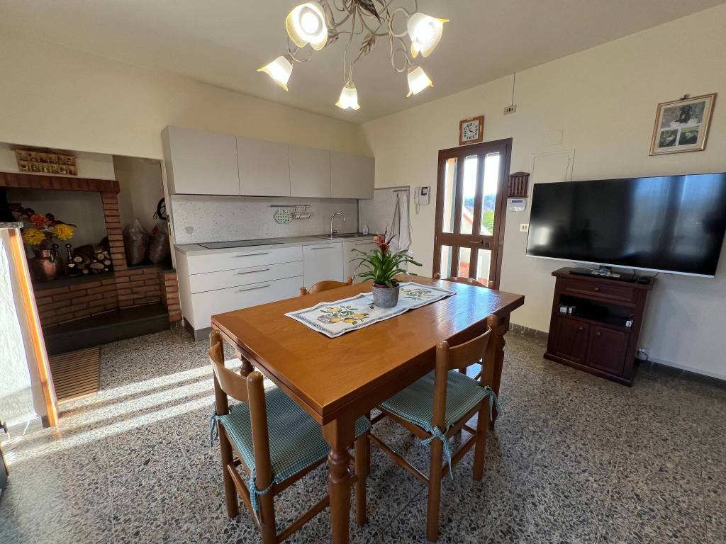 Casa indipendente a Castelfiorentino in Via di Pettinamiglio - Foto 4
