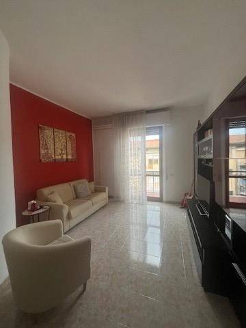 Appartamento a Poggibonsi in Via Pisana - Foto 2